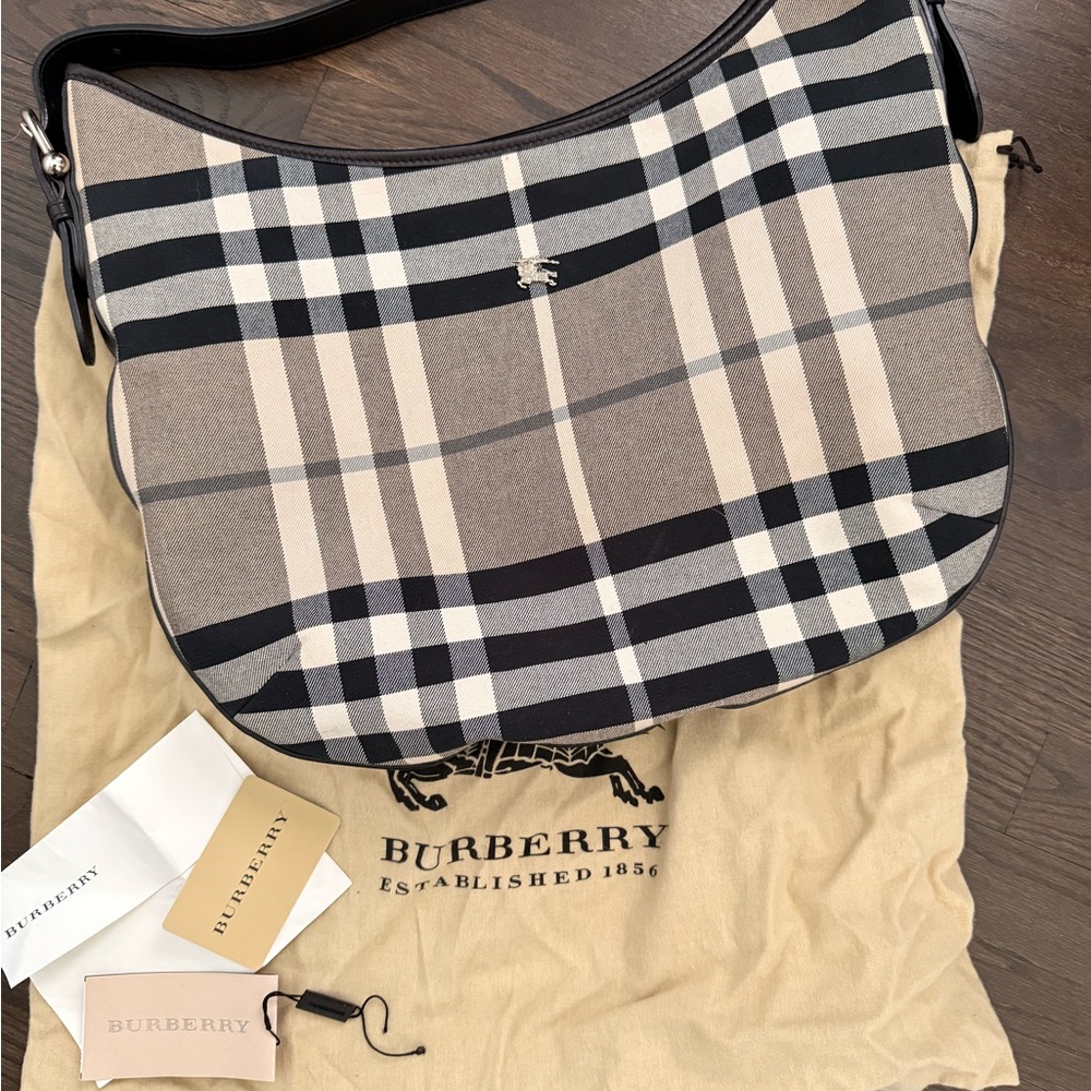 Burberry Black and Cream Hobo Women's Bag